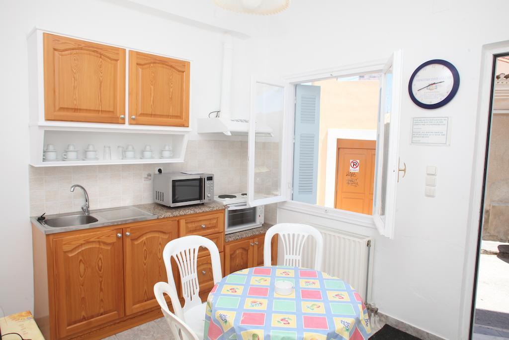 Afroditi Syros Ermoúpoli Rom bilde