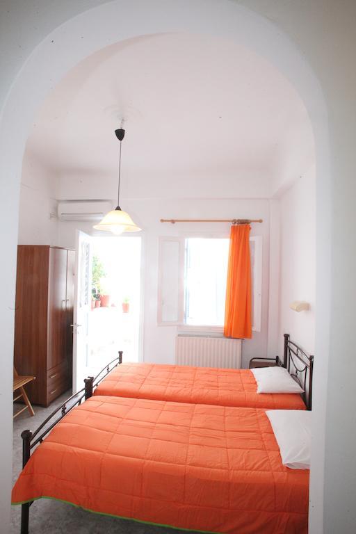 Afroditi Syros Ermoúpoli Rom bilde